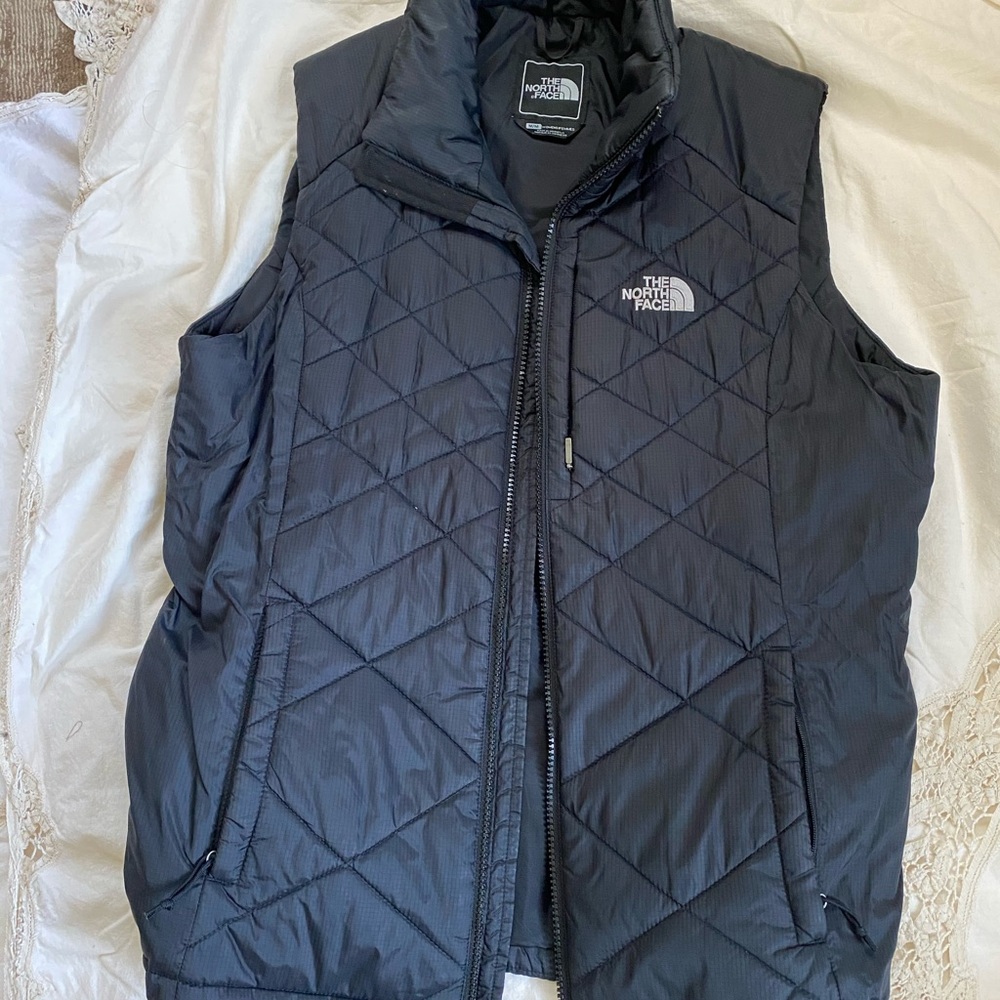 Northface quilted vest | size m